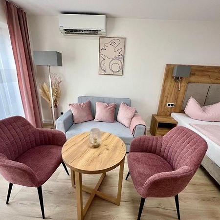 Apartment -Amalia- Mit Klimaanlage & Ueberdachte Terrasse Ergersheim المظهر الخارجي الصورة